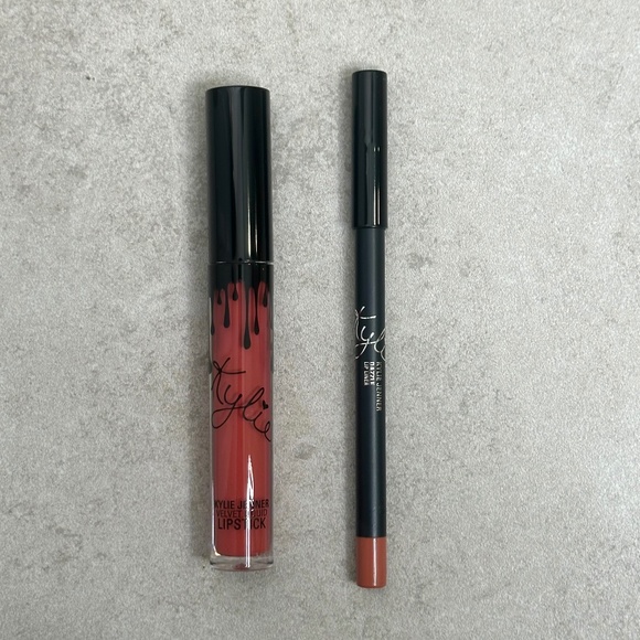 NEW Kylie Jenner Cosmetics Velvet Lip Kit DAZZLE - Picture 7 of 10